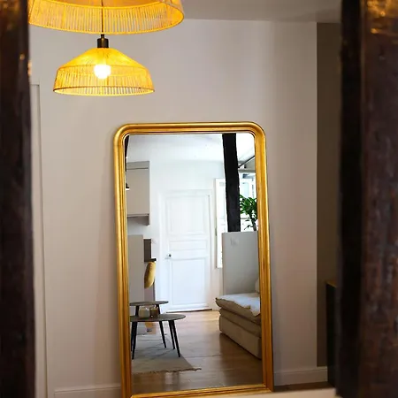 1st Arrondissement - Apartment Paris