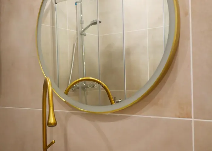 Apartment 1st Arrondissement - *