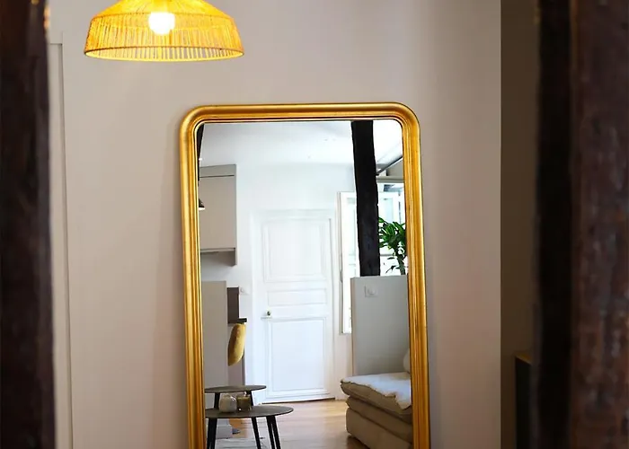 1st Arrondissement - Apartment Paris